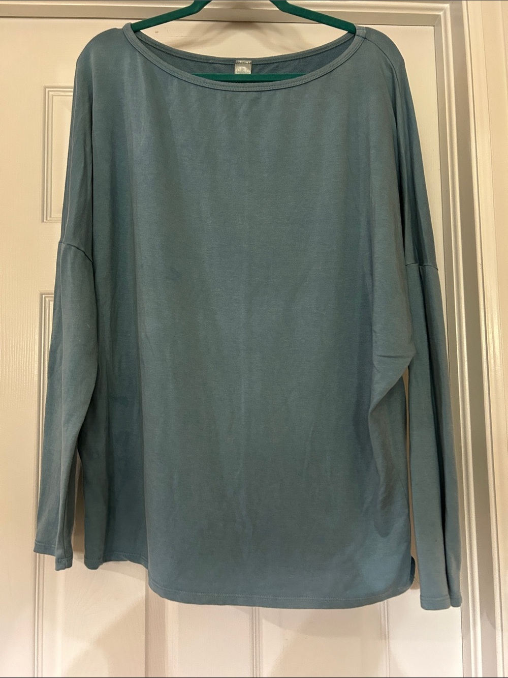 Go Couture Long Sleeve Tee in Dusty Teal Blue